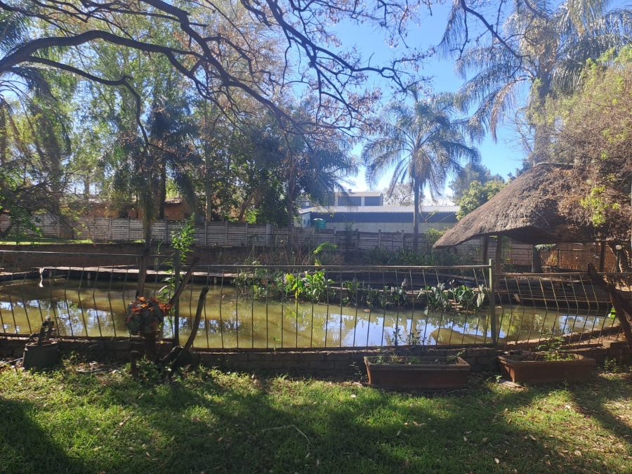5 Bedroom Property for Sale in Boschfontein A H North West